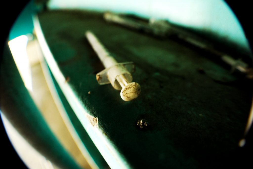 Discarded syringe. (Flickr - B.A.D.)