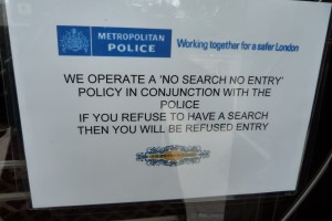 Police search sign (Flickr - Gordon Joly)