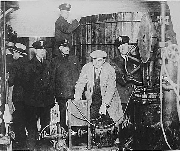 Prohibition Era USA (Source: Wikimedia Commons - National Archives and Records Administration)