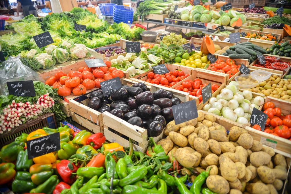 farmers market